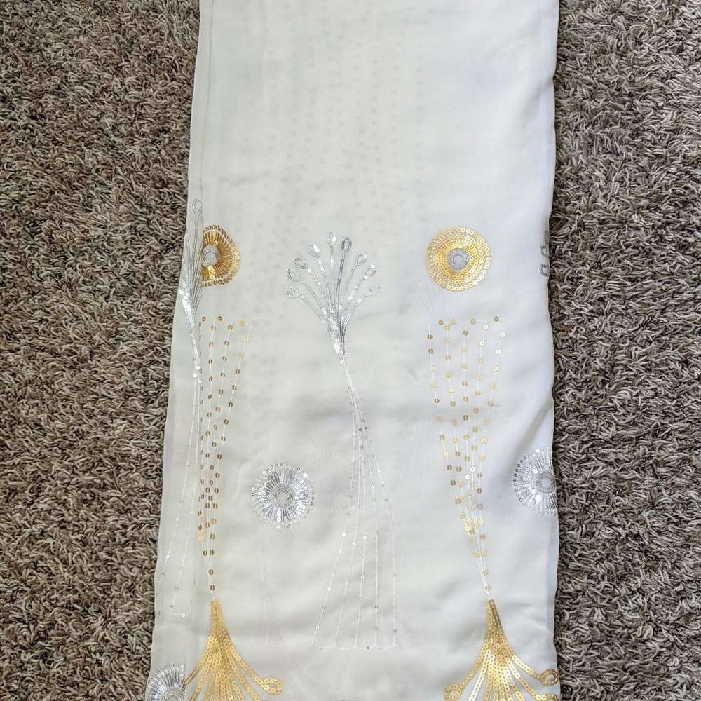 Saree - Picture 2 of 8